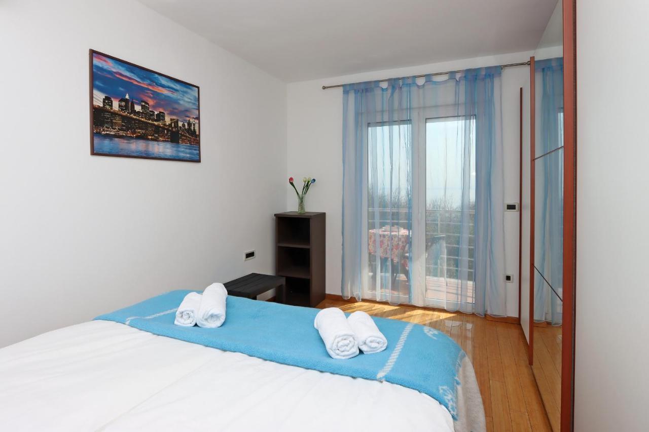Starry Night - Smart Tv, Extra Big Bed, Big Bathtub, Private Parking, Sea View, Wifi, 2Bedrooms فولوسكو المظهر الخارجي الصورة