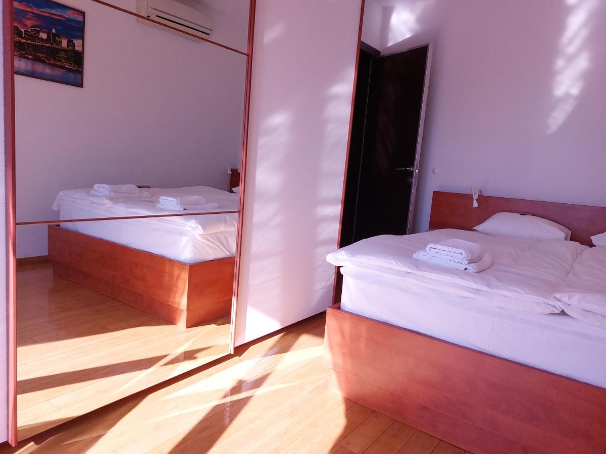Starry Night - Smart Tv, Extra Big Bed, Big Bathtub, Private Parking, Sea View, Wifi, 2Bedrooms فولوسكو المظهر الخارجي الصورة