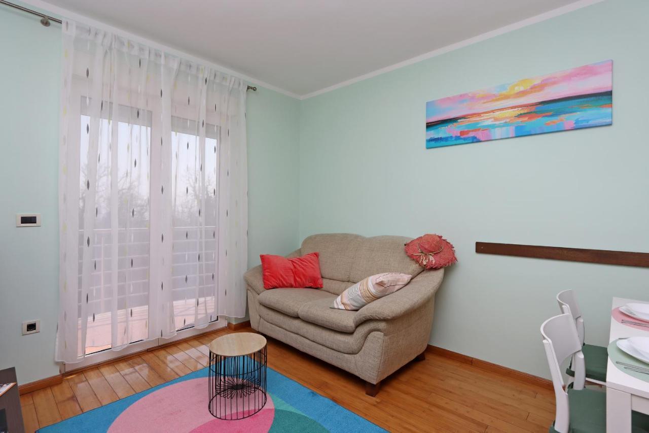 Starry Night - Smart Tv, Extra Big Bed, Big Bathtub, Private Parking, Sea View, Wifi, 2Bedrooms فولوسكو المظهر الخارجي الصورة